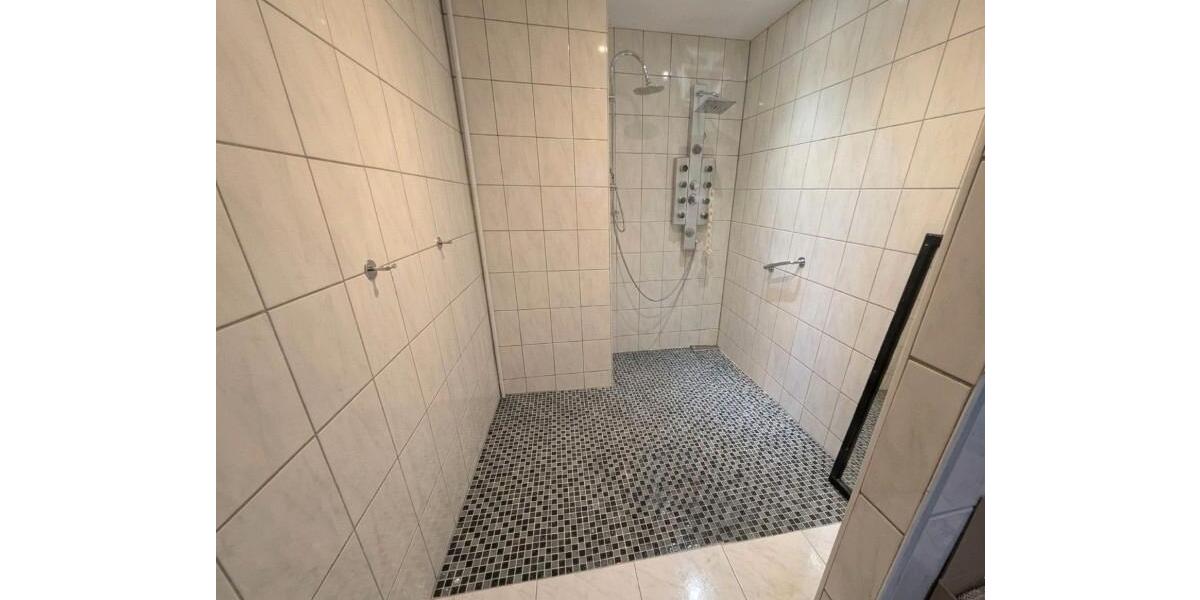 Erdgeschoßwohnung Polch - 5 Zimmer, 200 m&sup2;, 1.505&euro; | Angebot:25256899