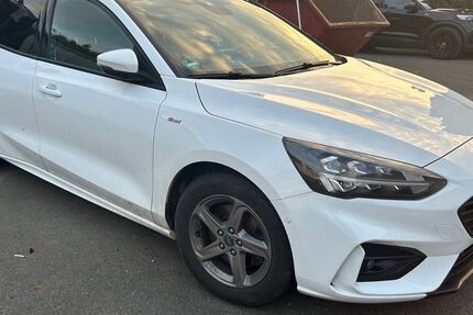 Ford Focus 102.000 km 16.500 &euro; Falkenberg 95685