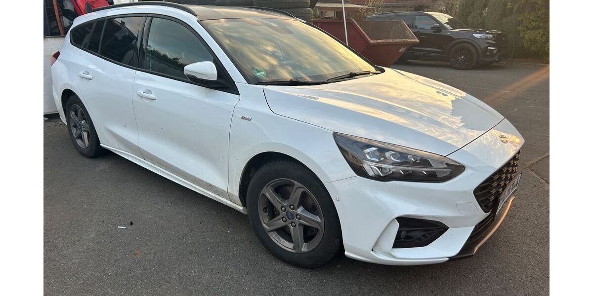 Ford Focus 102.000 km 16.500 &euro; Falkenberg 95685