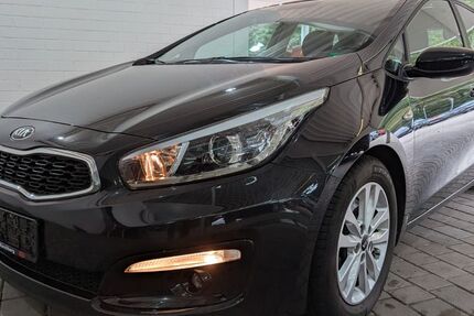 Kia ceed / Ceed 88.900 km 8.499 € Bad Berneck im Fichtelgebirge 95460