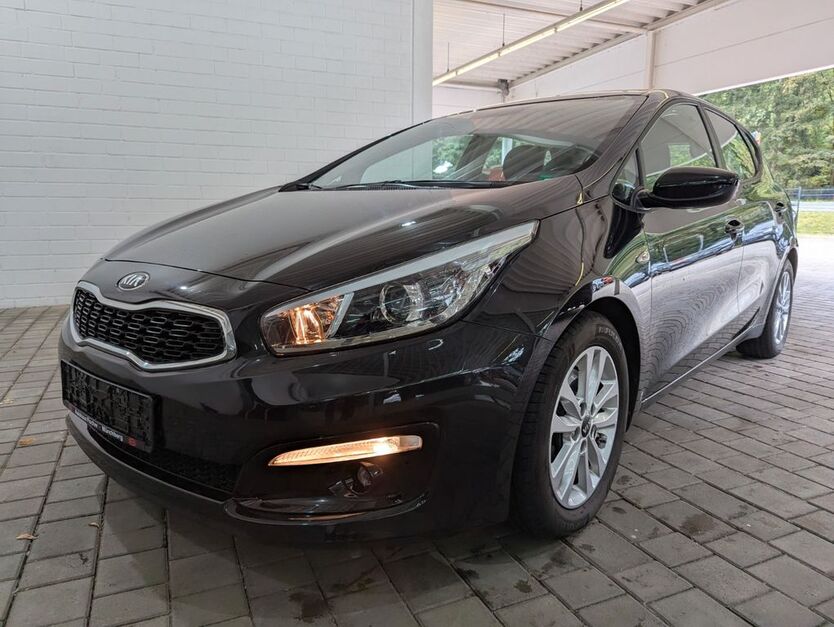 Kia ceed / Ceed 88.900 km 8.499 € Bad Berneck im Fichtelgebirge 95460