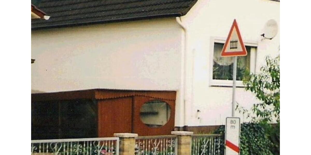 Einfamilienhaus Kaufungen - 6 Zimmer, 120 m&sup2;, 249.000&euro; | Angebot:26249965