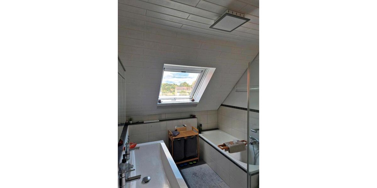 Dachgeschoßwohnung Gottmadingen - 4 Zimmer, 133 m&sup2;, 430.000&euro; | Angebot:26624015
