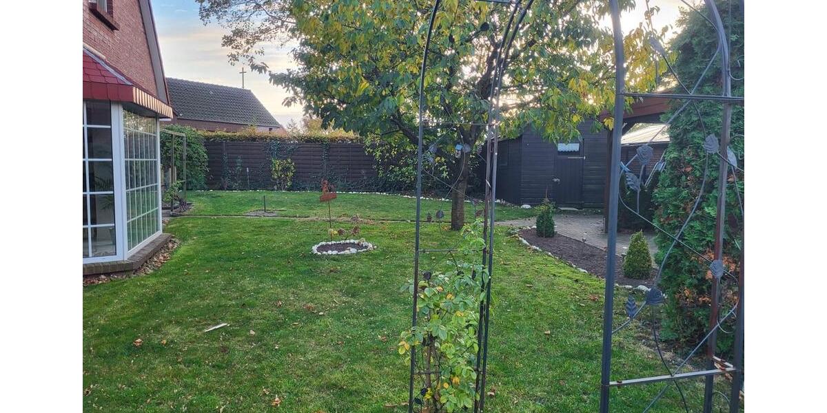 Doppelhaushälfte Nienburg (Weser) - 3.5 Zimmer, 110 m&sup2;, 1.050&euro; | Angebot:25173002