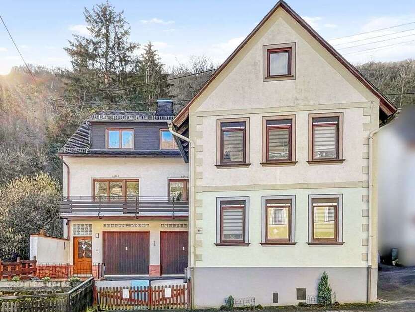 Haus zum Kaufen in Manubach 174.000 € 192 m²