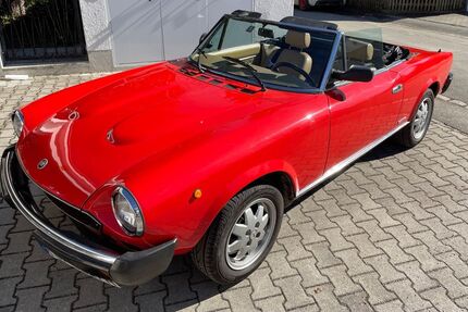 Fiat 124 Spider 192.202 km 16.900 &euro; Pullach im Isartal 82049