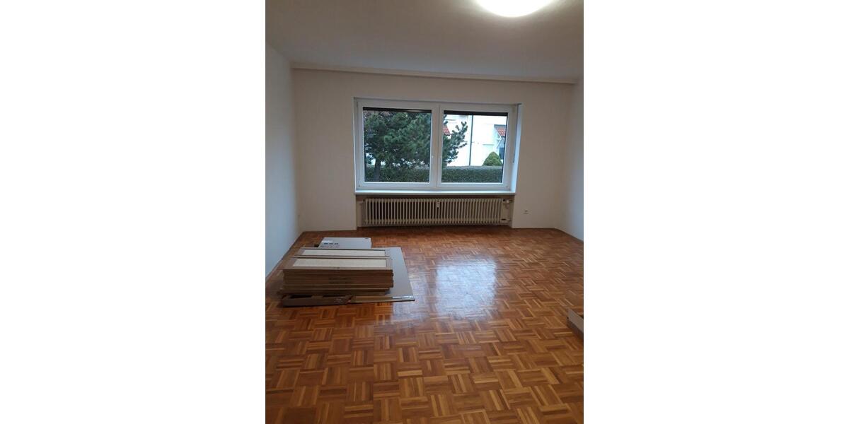 Hochparterre Barbing - 1 Zimmer, 40 m&sup2;, 480&euro; | Angebot:26042538