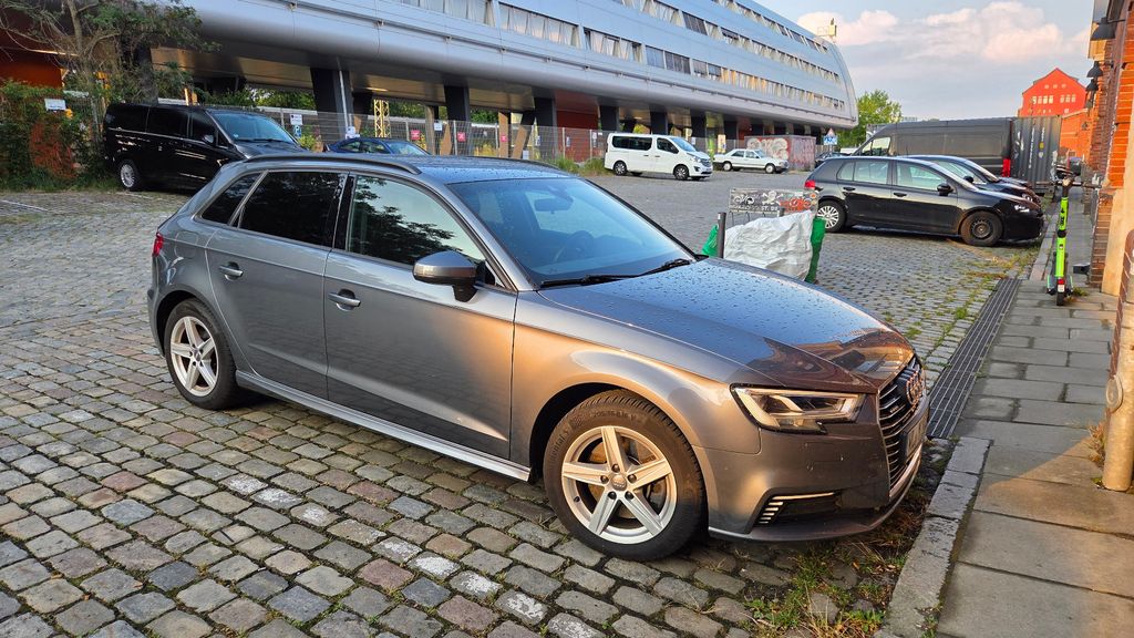 Audi A3 151.000 km 19.900 &euro; Hamburg 20357