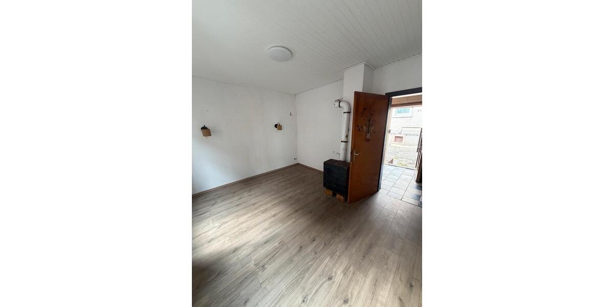 Einfamilienhaus Traben-Trarbach Trarbach - 7 Zimmer, 100 m&sup2;, 99.000&euro; | Angebot:26424686