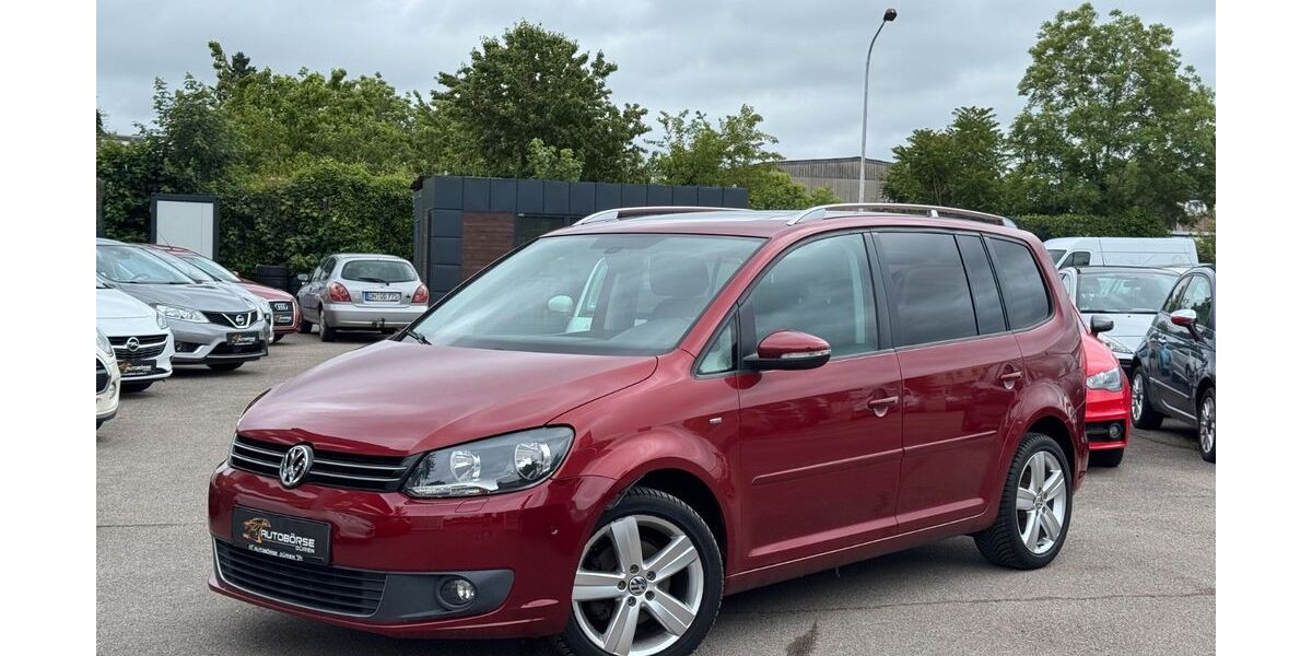 VW Touran 129.389 km 9.999 &euro; Düren 52349