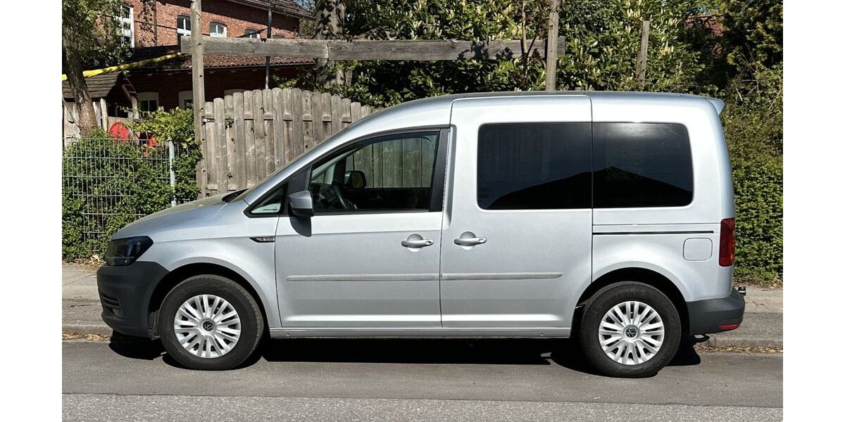 VW Caddy 109.500 km 13.500 &euro; Hamburg 22045