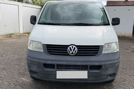 VW T5 Transporter 240.000 km 3.900 &euro; Fürth 90766