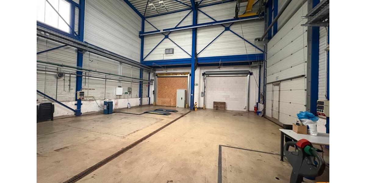 Lagerhalle zu vermieten mit Kranbahn zimmer