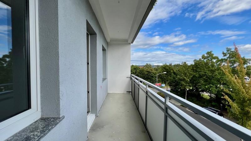 Sofort bezugsfertig: 4-Zimmerwohnung mit Balkon und Aufzug im 2.OG! 4 zimmer