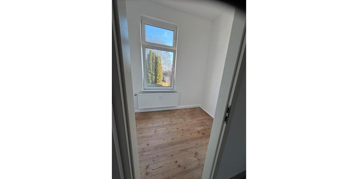 Etagenwohnung Güstrow - 1.5 Zimmer, 41 m&sup2;, 308&euro; | Angebot:25432964