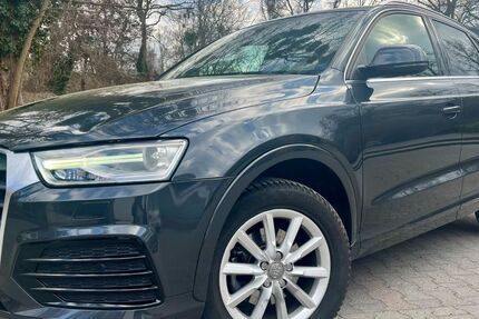 Audi Q3 64.800 km 14.990 &euro; Berlin 14167