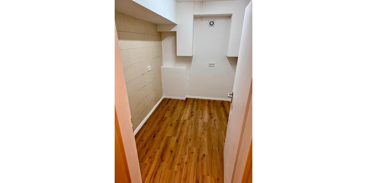 Etagenwohnung Hanau Kesselstadt - 4 Zimmer, 94 m&sup2;, 1.320&euro; | Angebot:26408680