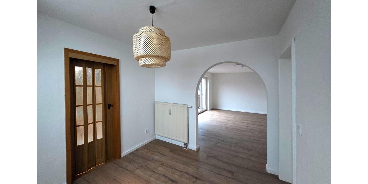 Etagenwohnung Ismaning - 4 Zimmer, 96 m&sup2;, 1.590&euro; | Angebot:25378117