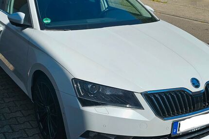 Skoda Superb 114.000 km 16.900 &euro; Brühl 68782