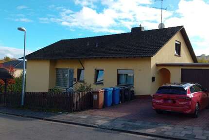 Haus zum Kaufen in Weilerbach 425.000 € 247.49 m² 8 zimmer