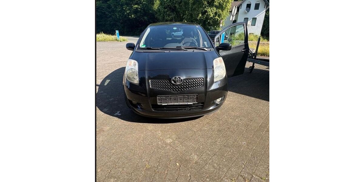 Toyota Yaris 190.000 km 3.500 &euro; Lüdenscheid 58509