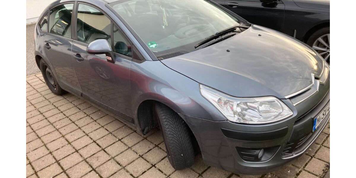 Citroen C4 121.500 km 800 &euro; München 80796
