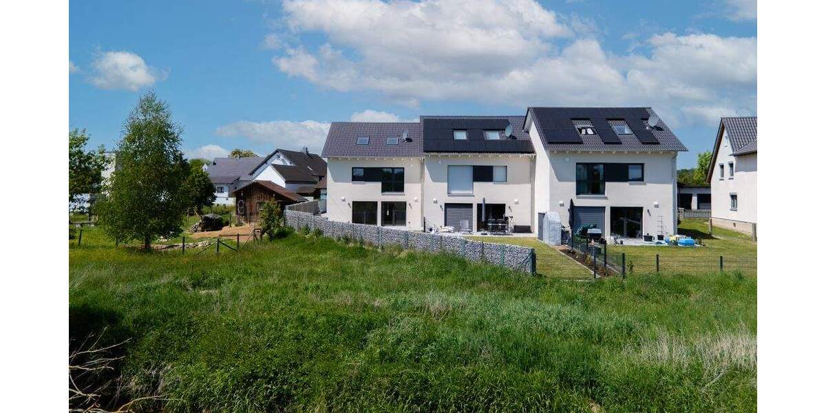 Reihenendhaus Langquaid - 5 Zimmer, 148 m&sup2;, 560.000&euro; | Angebot:25834896