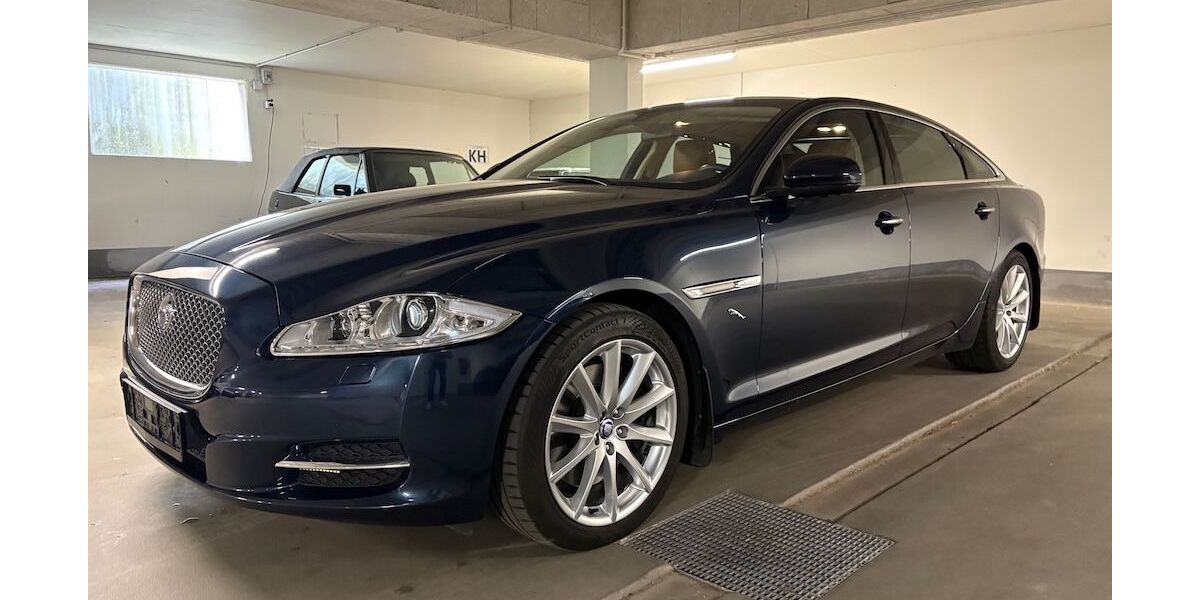 Jaguar XJ 54.445 km 36.950 &euro; München 81737