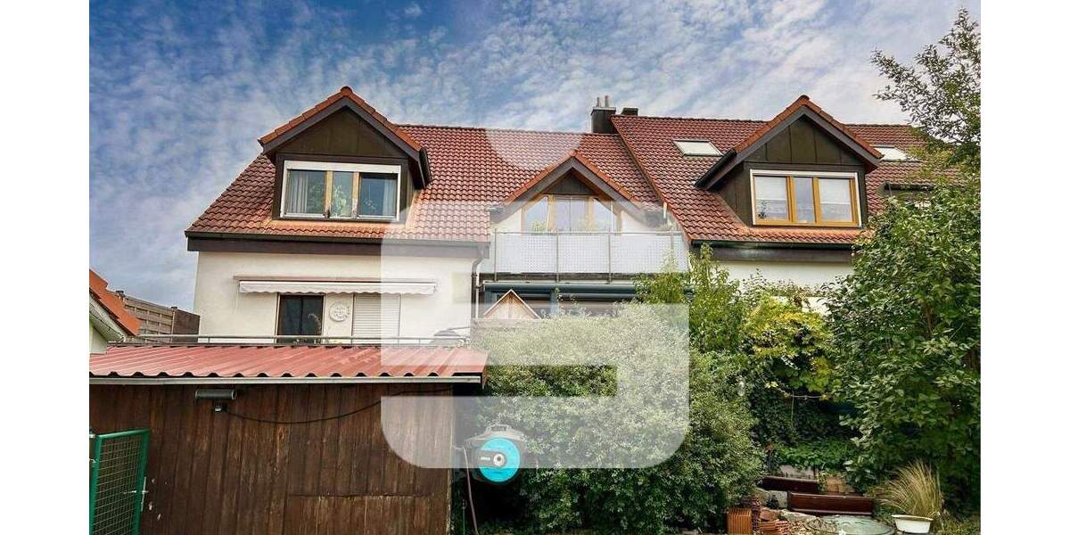 Ihr neues Zuhause im Dachgeschoss...Sonnige 3-Zimmer-DG-Wohnung in Höchstadt 3 zimmer