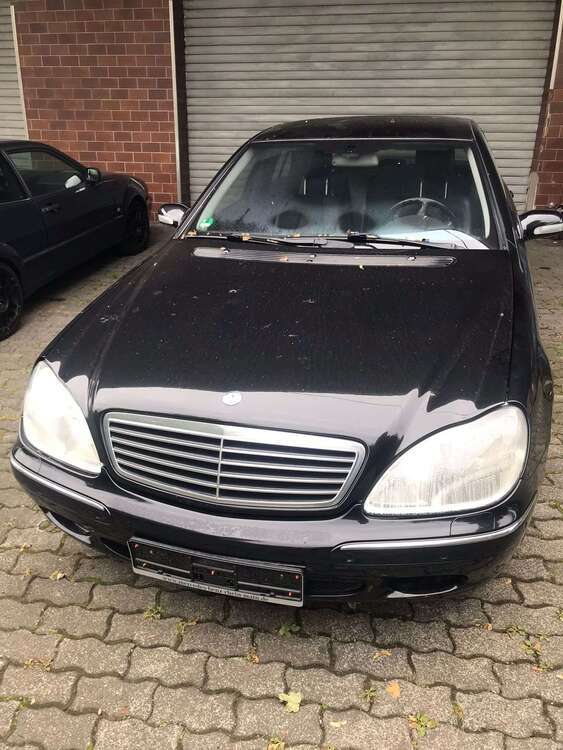Mercedes-Benz S 500 332.000 km 3.200 € Hadamar 65589