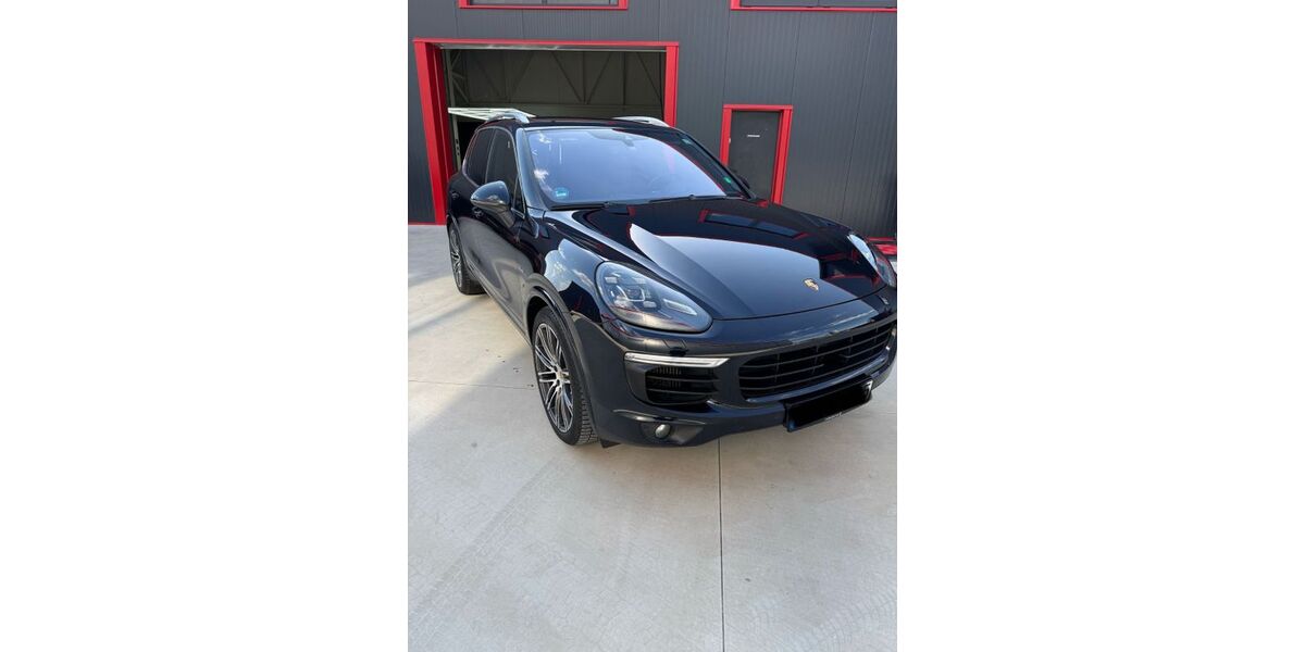 Porsche Cayenne 235.000 km 25.500 &euro; Munchen 81373
