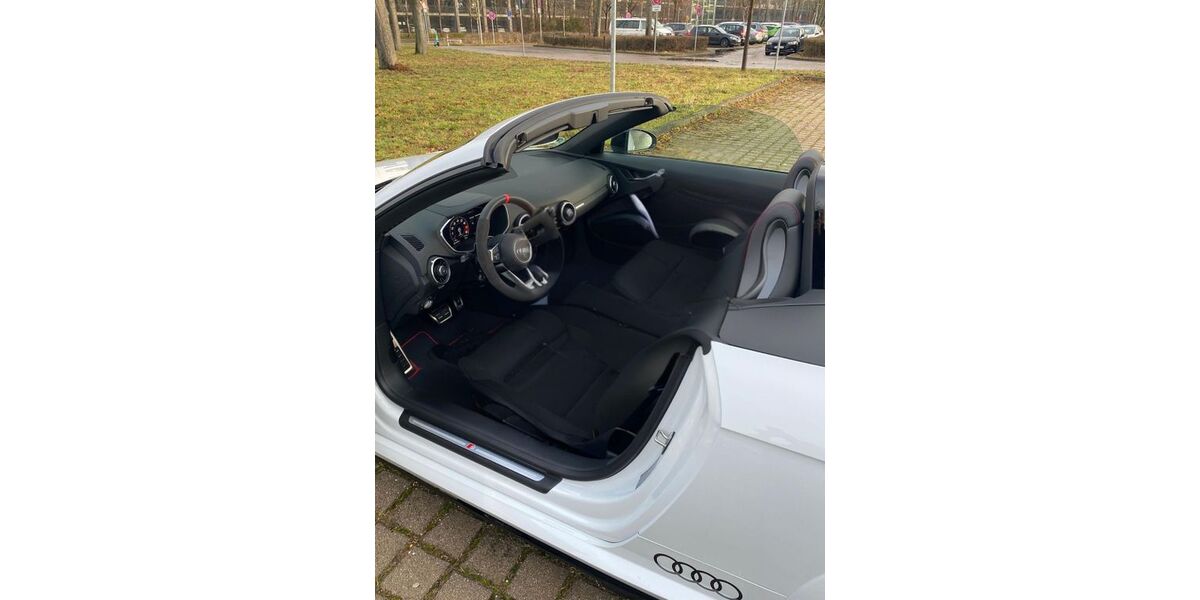 Audi TT 10.201 km 53.490 &euro; Manching 85077