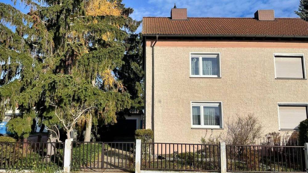 Doppelhaushälfte Hoyerswerda - 3 Zimmer, 67 m&sup2;, 119.000&euro; | Angebot:26293113