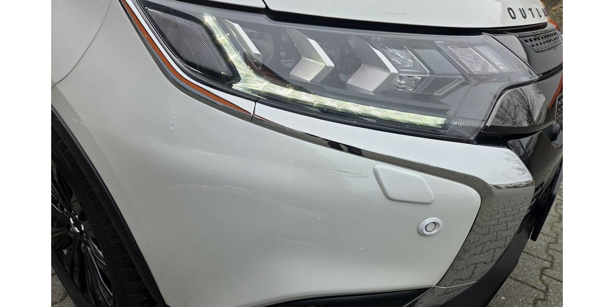 Mitsubishi Outlander Spirit 2WD 66.531 km 16.400 &euro; Wilsdruff 01723