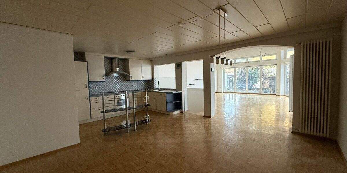 Mehrfamilienhaus, Wohnhaus Graben-Neudorf Neudorf - 7 Zimmer, 224 m&sup2;, 490.000&euro; | Angebot:25736356