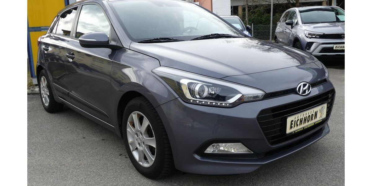 Hyundai i20 122.520 km 9.690 &euro; Ebersberg 85560