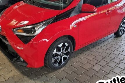 Toyota Aygo (X) 57.000 km 8.590 &euro; Gersthofen 86368