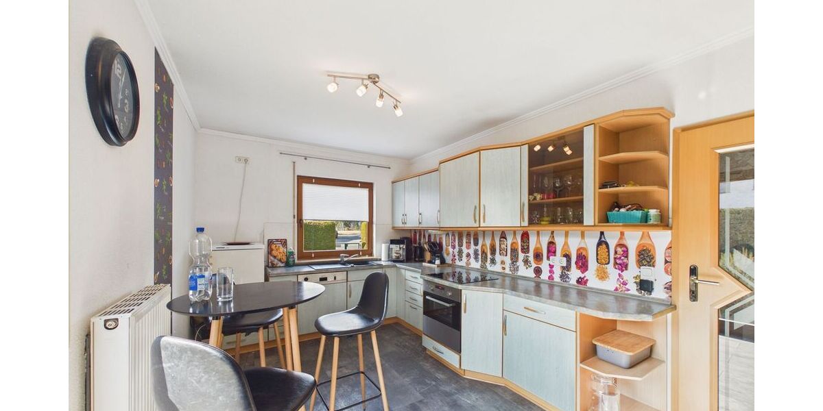 Mehr Raum als erwartet: Einfamilienhaus mit praktischer Raumstruktur, Doppelgarage, Carport und Pool - Einfamilienhaus Grünheide (Mark) | Angebot:26020268