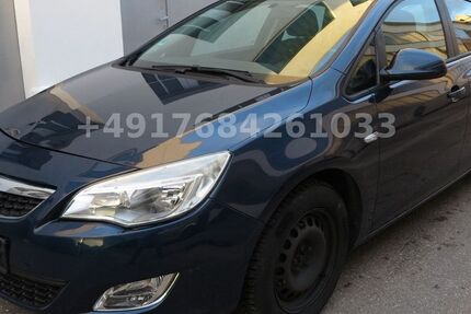 Opel Astra 174.000 km 2.400 &euro; Offenburg 77652