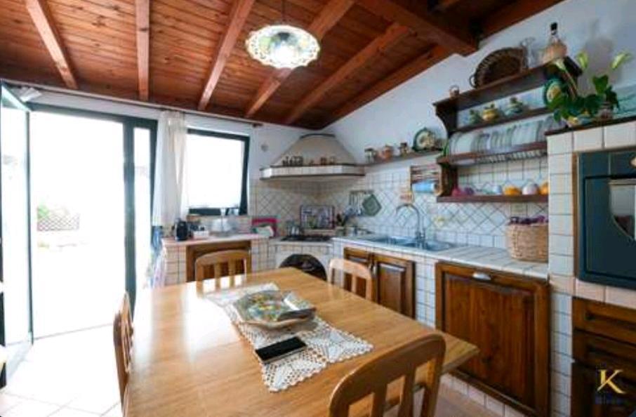 Wohnung zu verkaufen 4 zimmer