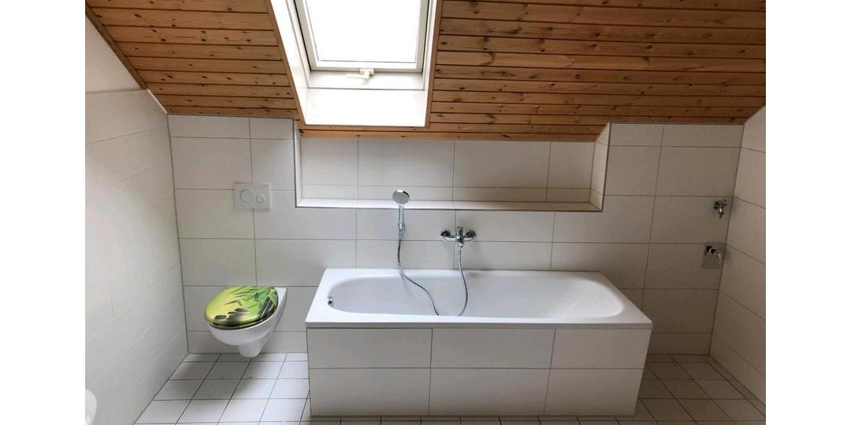 Dachgeschoßwohnung Eggesin - 4 Zimmer, 95 m&sup2;, 522&euro; | Angebot:24806638