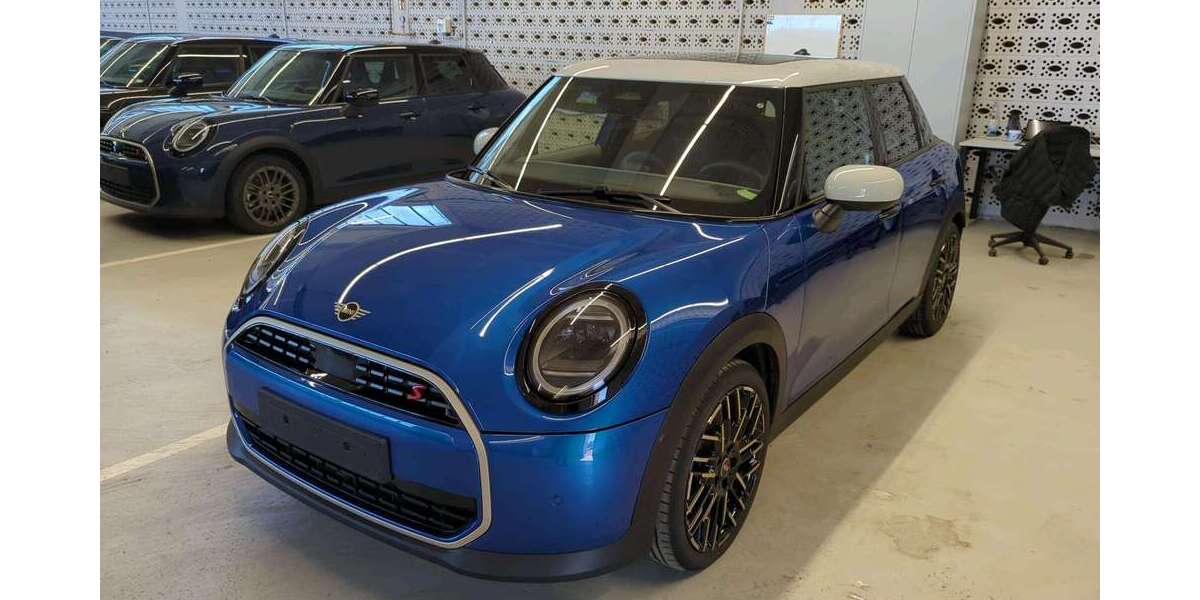 Mini Cooper S 15.159 km 33.157 &euro; München 80788