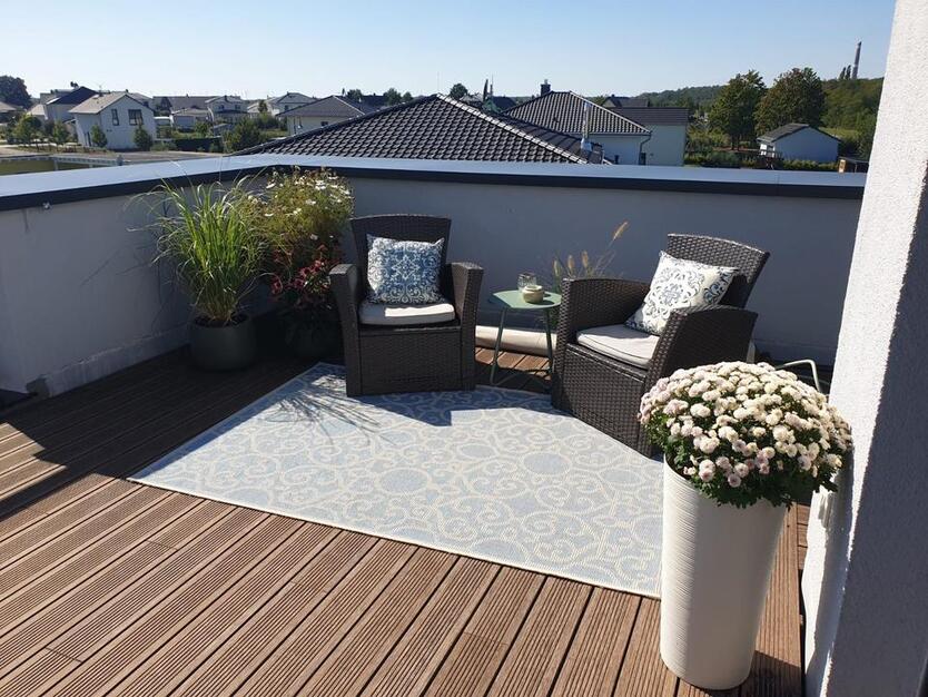 Maisonette-Wohnung, 4 Zimmer, riesige Dachterrasse, am See! NEU