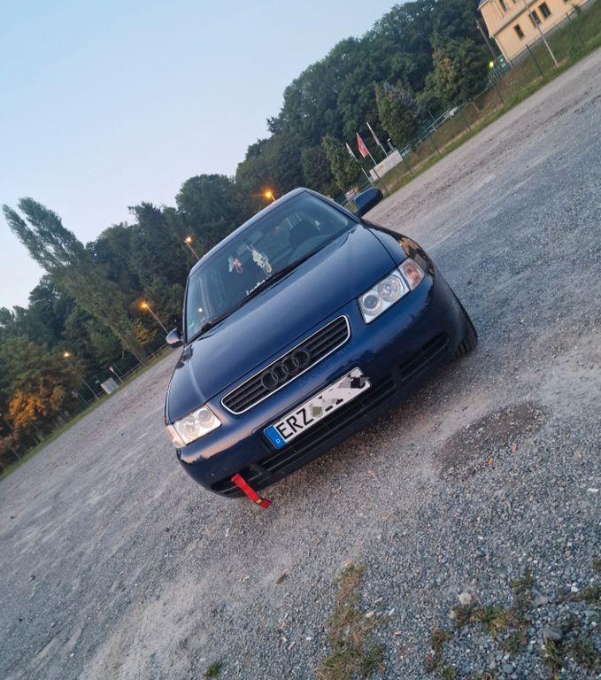 Audi A3 201.552 km 1.600 € Großrückerswalde 09815