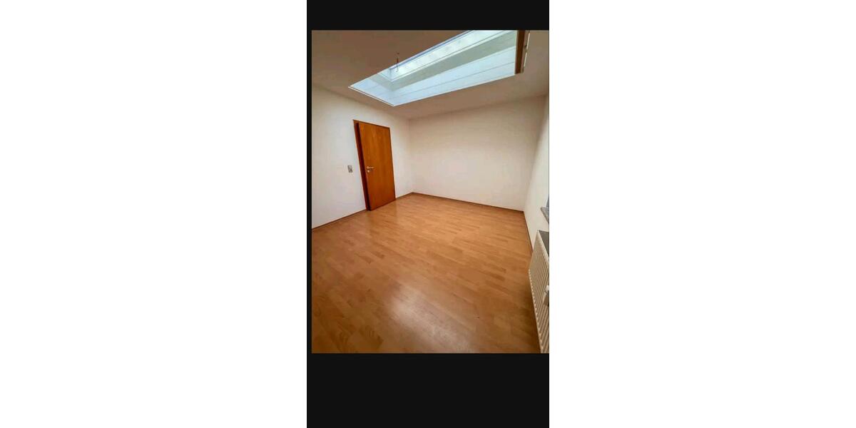 Dachgeschoßwohnung Vilshofen an der Donau - 3 Zimmer, 83 m&sup2;, 460&euro; | Angebot:26416923
