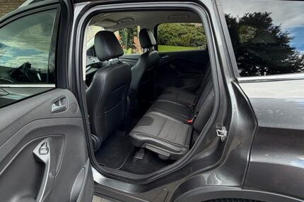 Ford Kuga 138.705 km 9.999 &euro; Spelle 48480