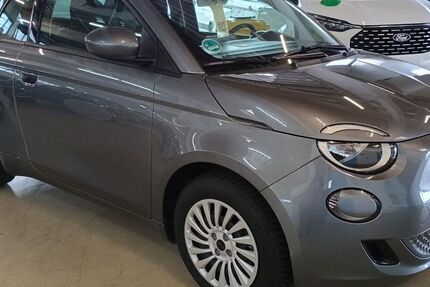 Fiat 500 4.657 km 14.850 &euro; Friedewald 36289