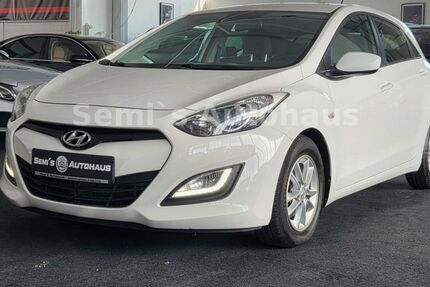 Hyundai i30 167.457 km 5.900 € Mönchengladbach 41238