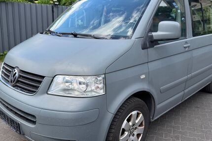 VW T5 Transporter 270.000 km 7.999 &euro; Berlin 13055