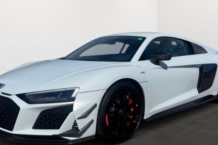 Audi R8 5.350 km 215.990 € Waldshut-Tiengen 79761